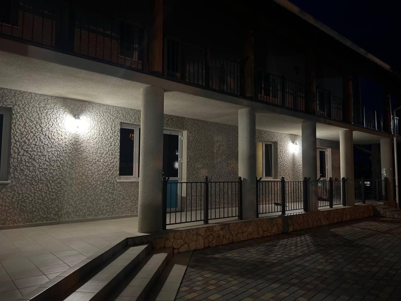 More Nadezhd Hotel Sanzhiika Eksteriør billede